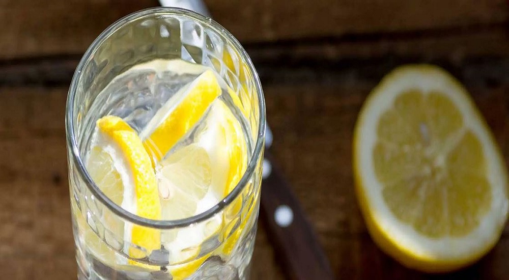 7 Benefits of Lemon Water for Athletes