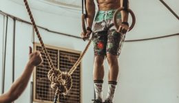 CrossFit vs. Callisthenics – Which One Should You Train For?